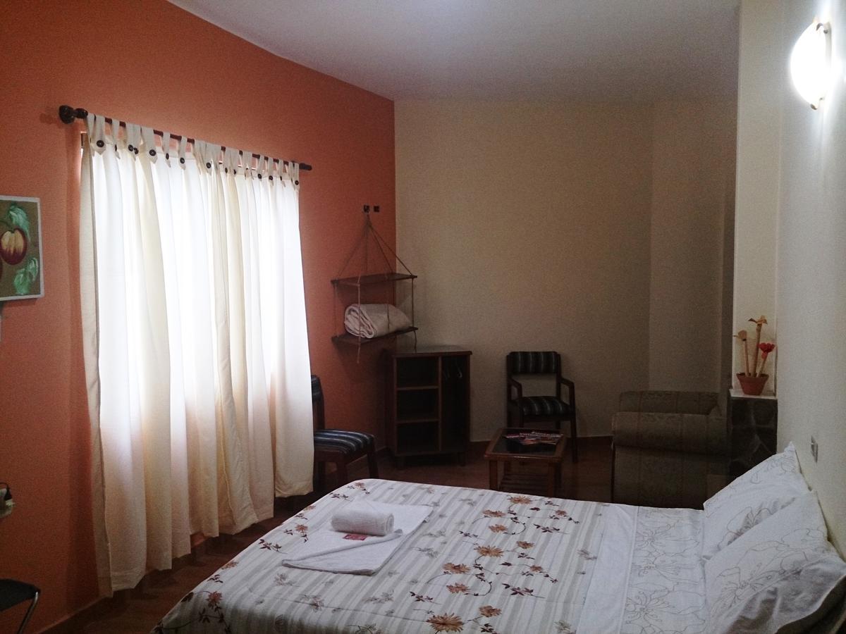 Plaza Pueblo Hotel Вальегранде Номер фото